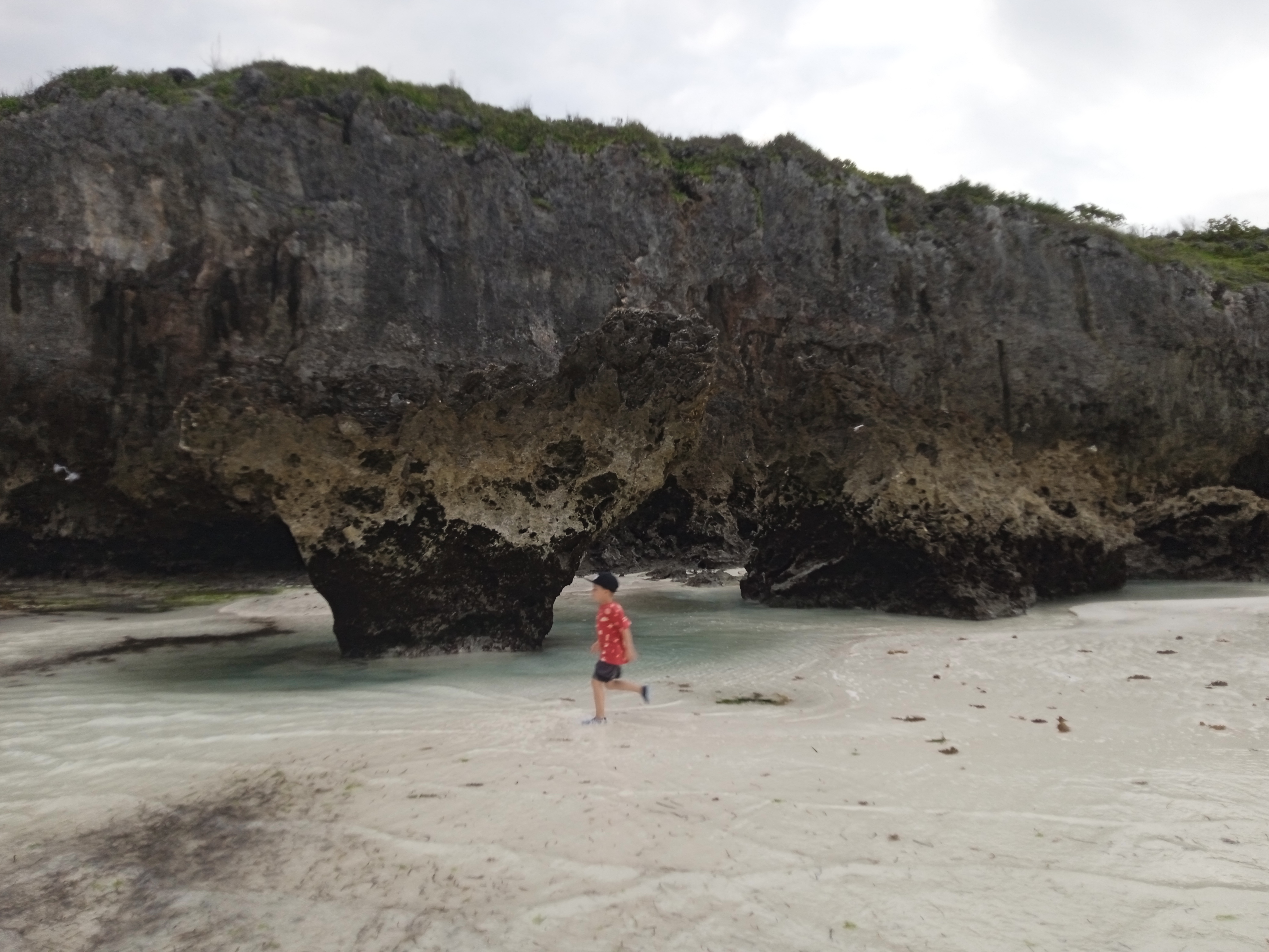 Erden Rocks Mtende beach