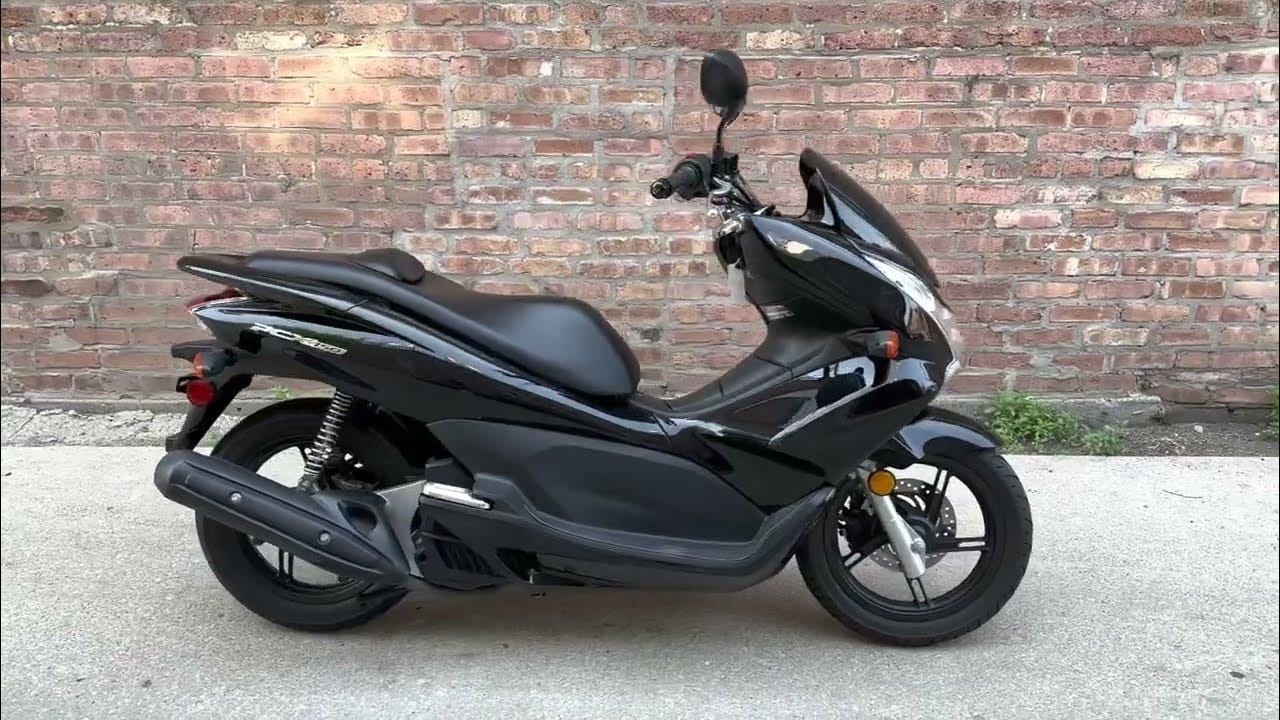 Honda Vario 150cc Scooter