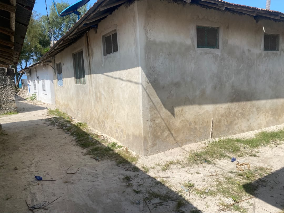 House for Sale in Jambiani, Zanzibar – Just 1 Minute from the Beach