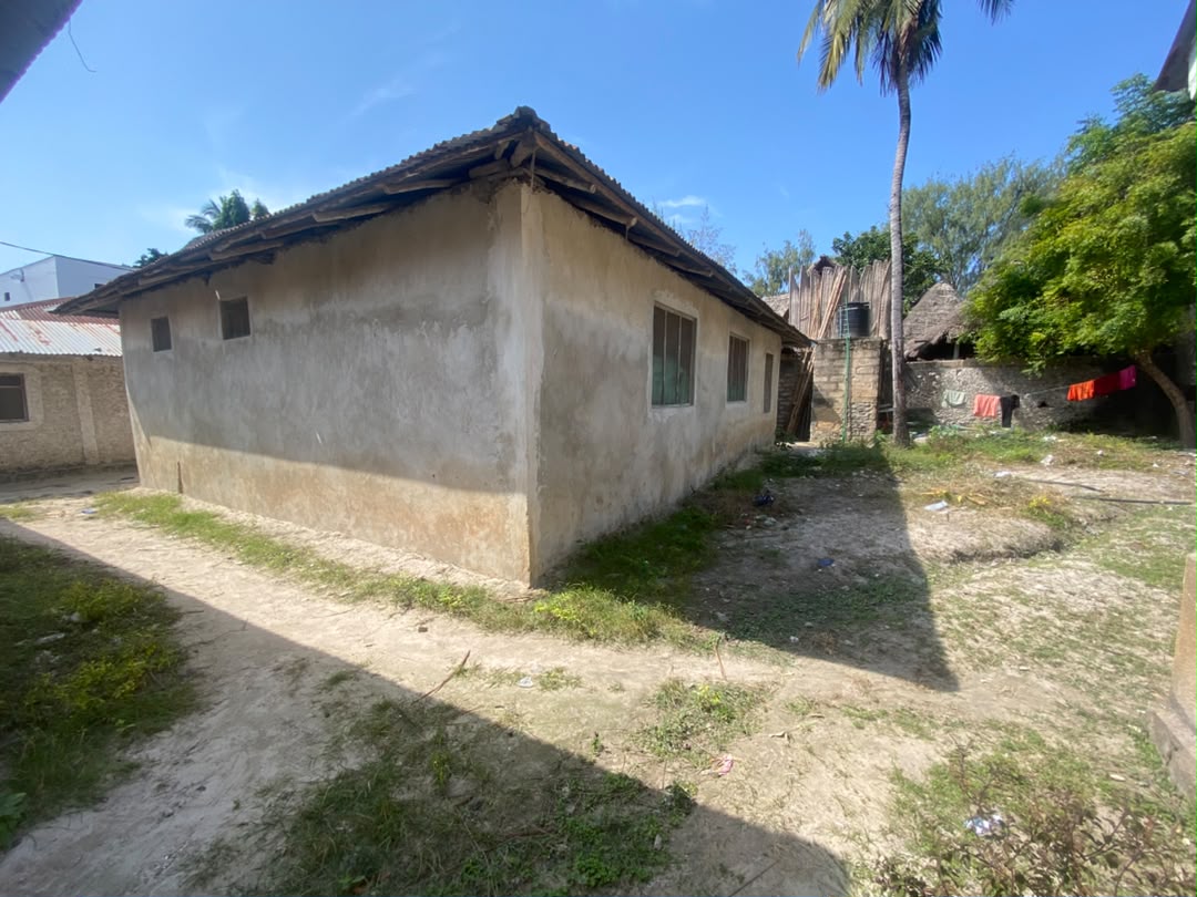 House for Sale in Jambiani, Zanzibar – Just 1 Minute from the Beach